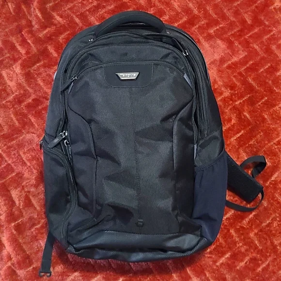 Backpack - Picture 1 of 2